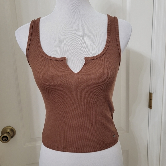 Hollister Size S Brown Ribbed 'Torn' V Neck Tank Top, Excellent Used Condition - Picture 1 of 11